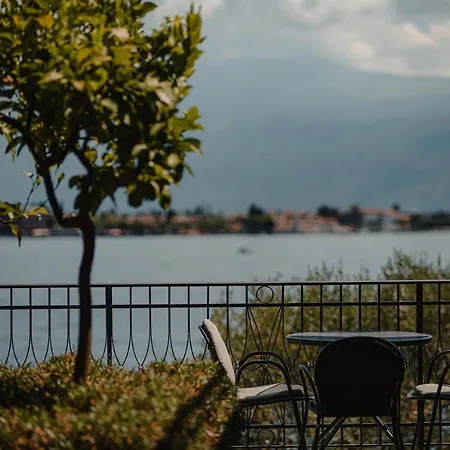 Maria Au - Estella Italia 4*