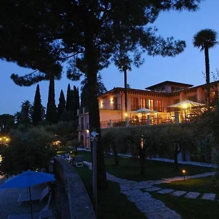 Maria Au - Estella Italia