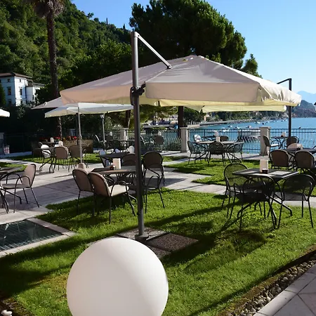 Maria Au - Estella Italia Hotel 4*